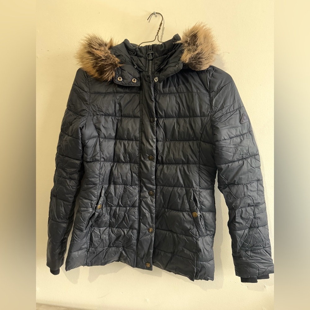 Barbour  Puffer Jacket with Faux Fur Trim size U.S. 4